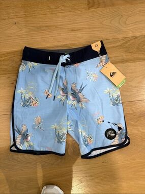 Quiksilver Light Blue Tropical Bird Boardshorts